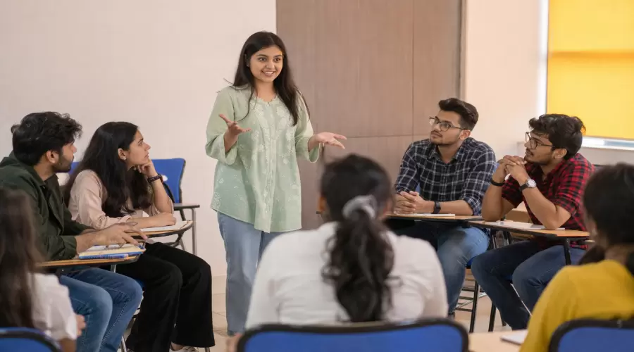 How English Language Schools Use Practical Learning Techniques